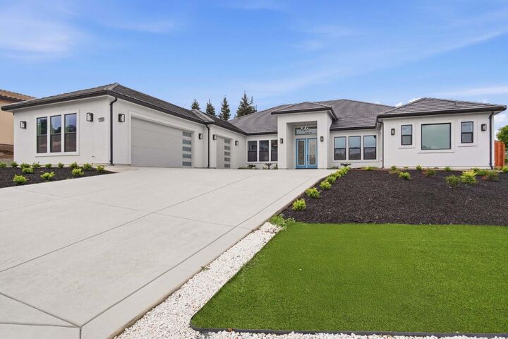 Property Photo:  10221 Savannah Court  CA 95361 