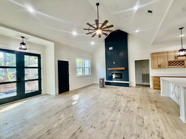 Property Photo: 198 Cave Circle TN 37355