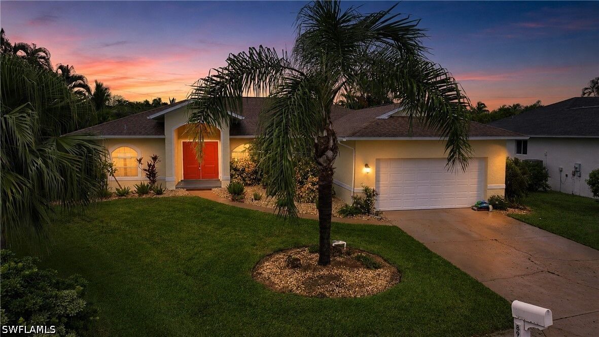 Property Photo: 8950 Bracken Way FL 33908