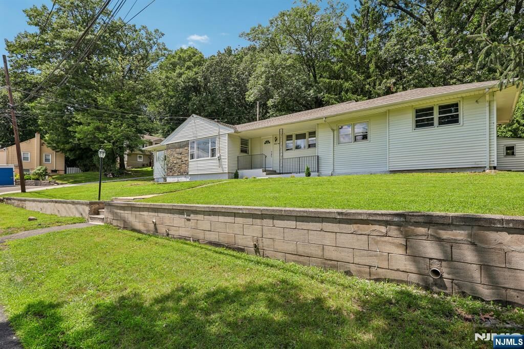 Property Photo:  33 Lotz Street  NJ 07508 