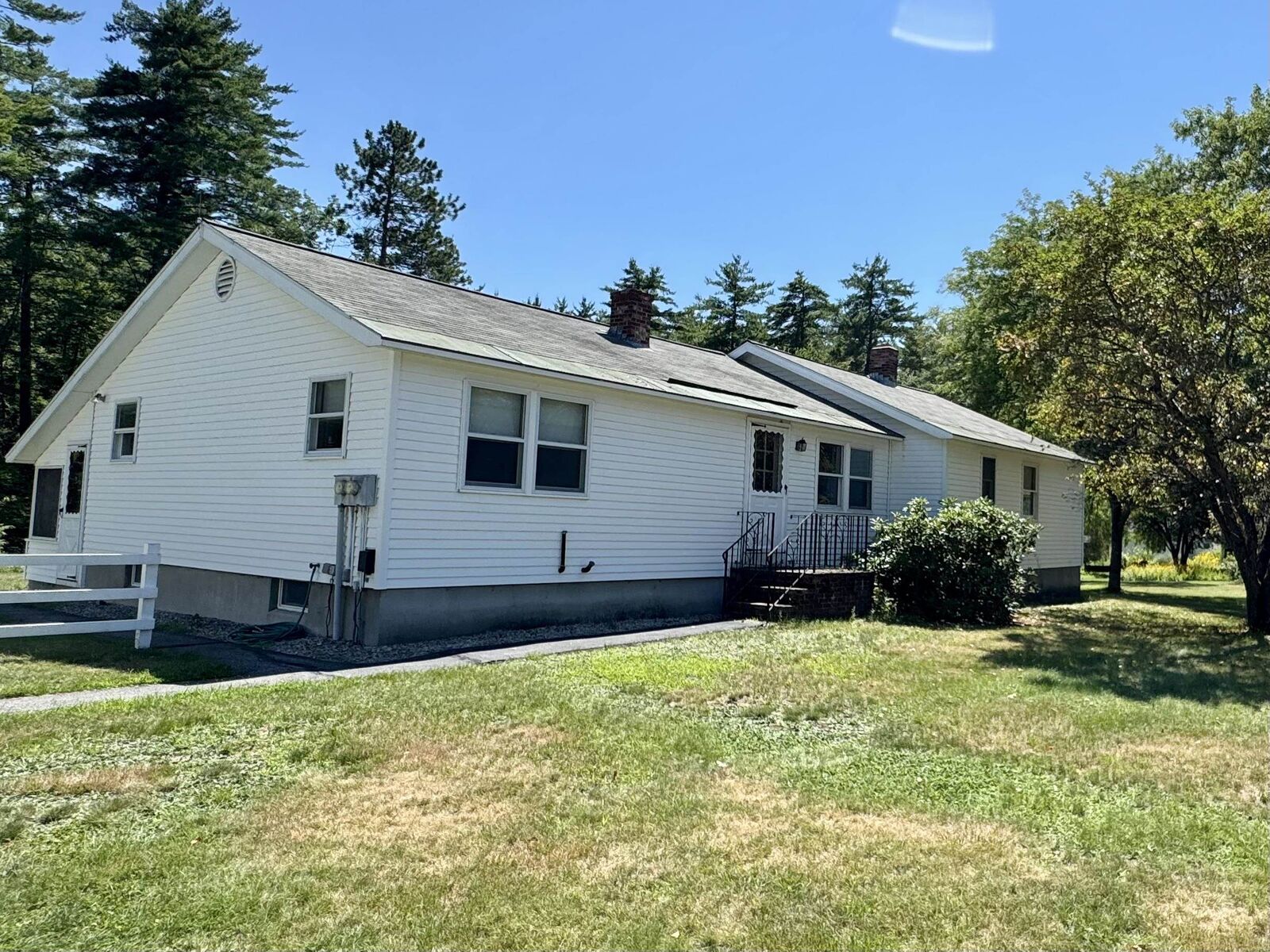 Property Photo: 2046 Village Road NH 03849