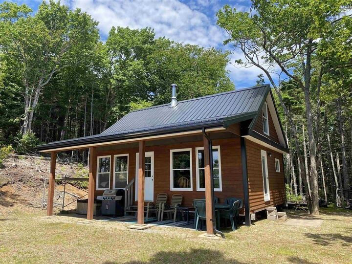 Property Photo: 2 Acres With Cottage Island No. 6 NS B0J 2L0