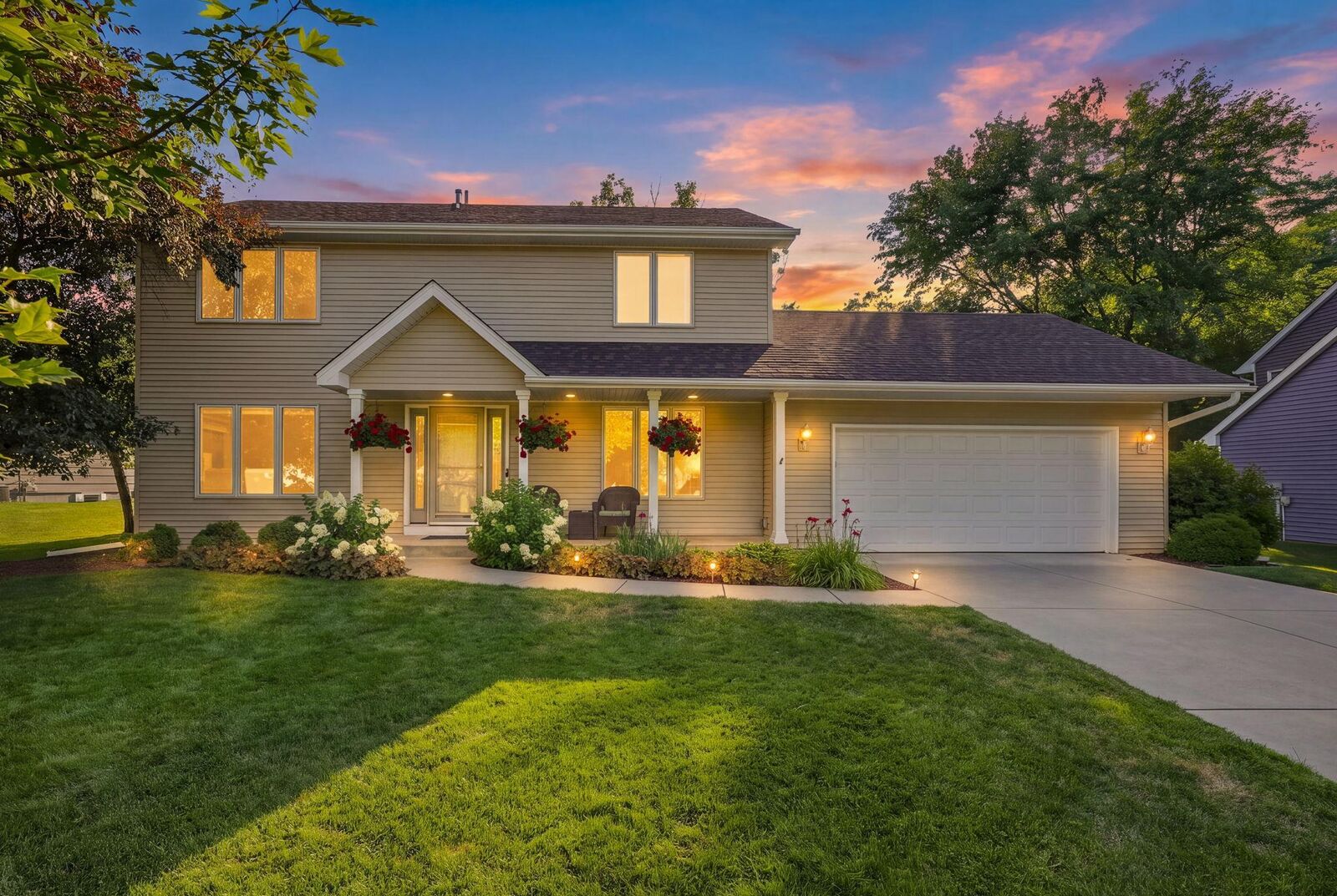 Property Photo: 2222 Parkview Lane MN 55125