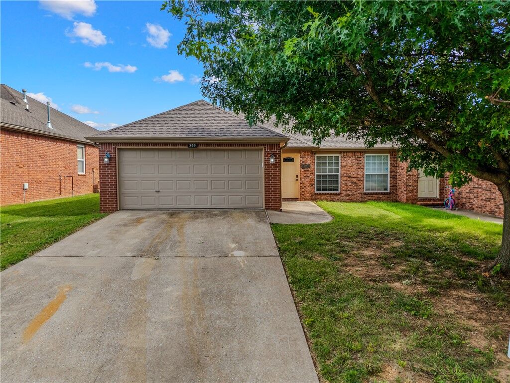 Property Photo: 288 Copper Oaks Drive AR 72719