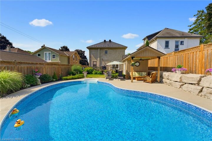Property Photo: 41 Banfield Street ON N3L 2Y7