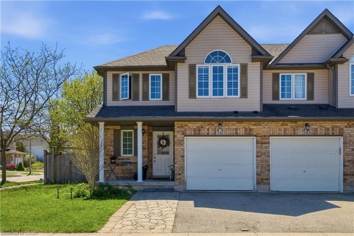 541 Wild Iris Avenue — photo 1
