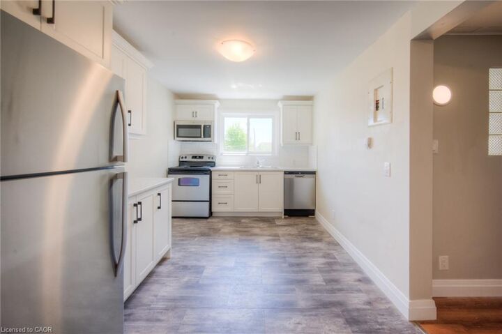 Property Photo: 158 Erb Street E 33 ON N2J 1M4