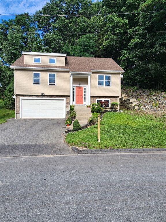 Property Photo: 29 Buckley Rd MA 01602