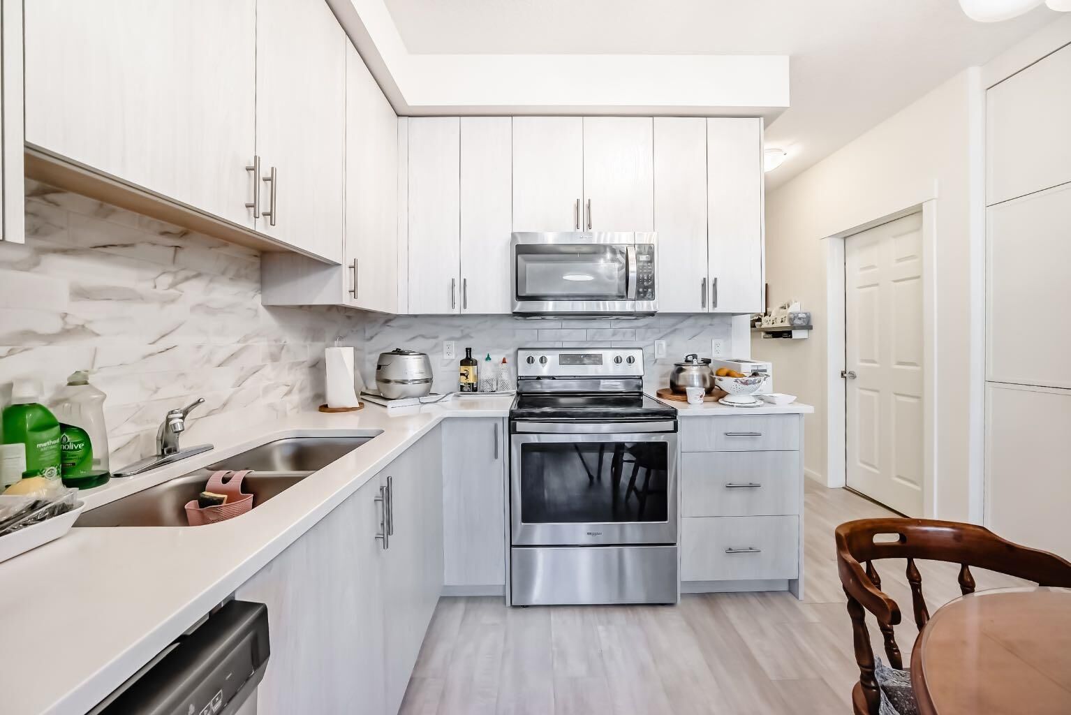 Property Photo:  298 Sage Meadows Park NW 1118  AB T3P 1P5 