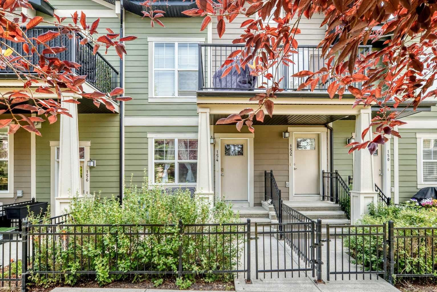 Property Photo:  154 Cranford Walk SE  AB T3M 1R5 