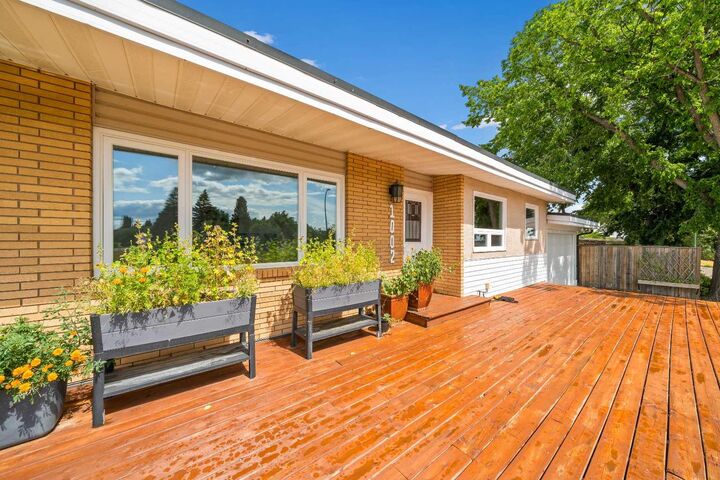 Property Photo: 1002 13 Street NE AB T1A 5V6