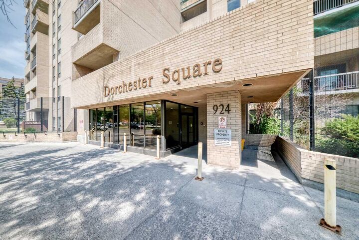 Property Photo: 924 14 Avenue SW 1511 AB T2R 0N7