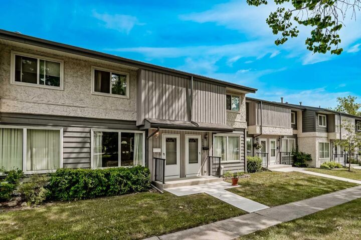 Property Photo: 999 Canyon Meadows Drive SW 137 AB T2W 2S6