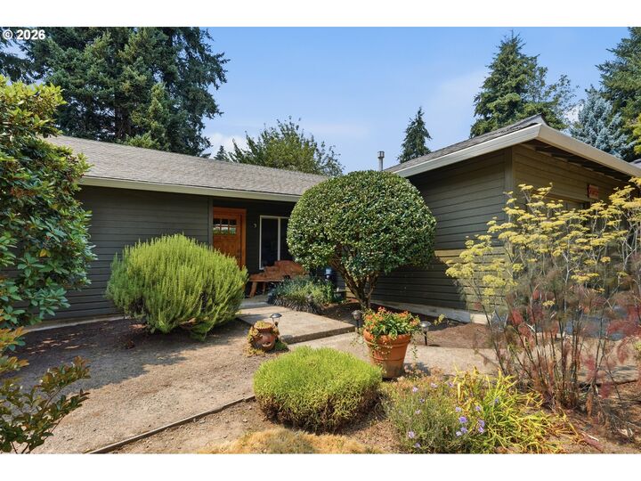 Property Photo: 20239 SW 71st Ave OR 97062
