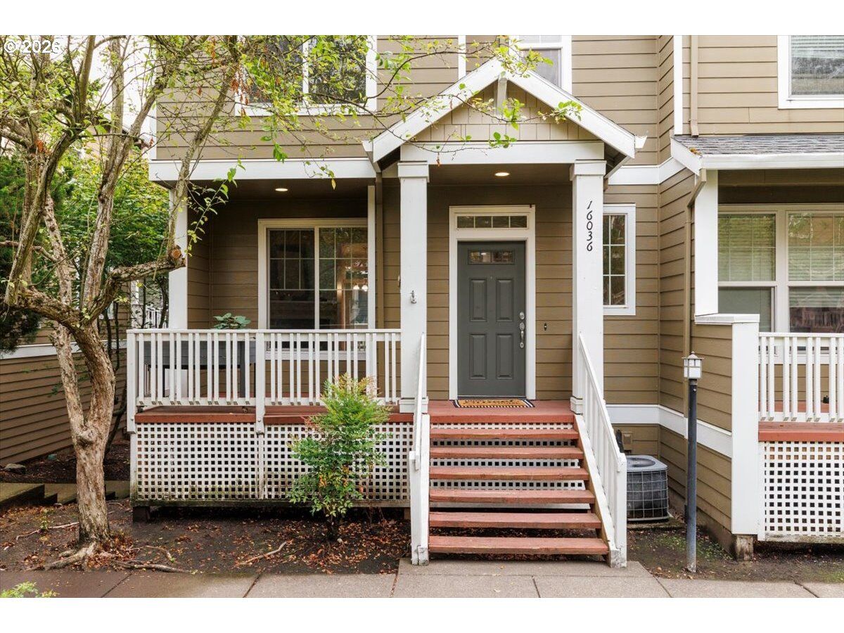 Property Photo: 16036 SW Gage Ln OR 97006