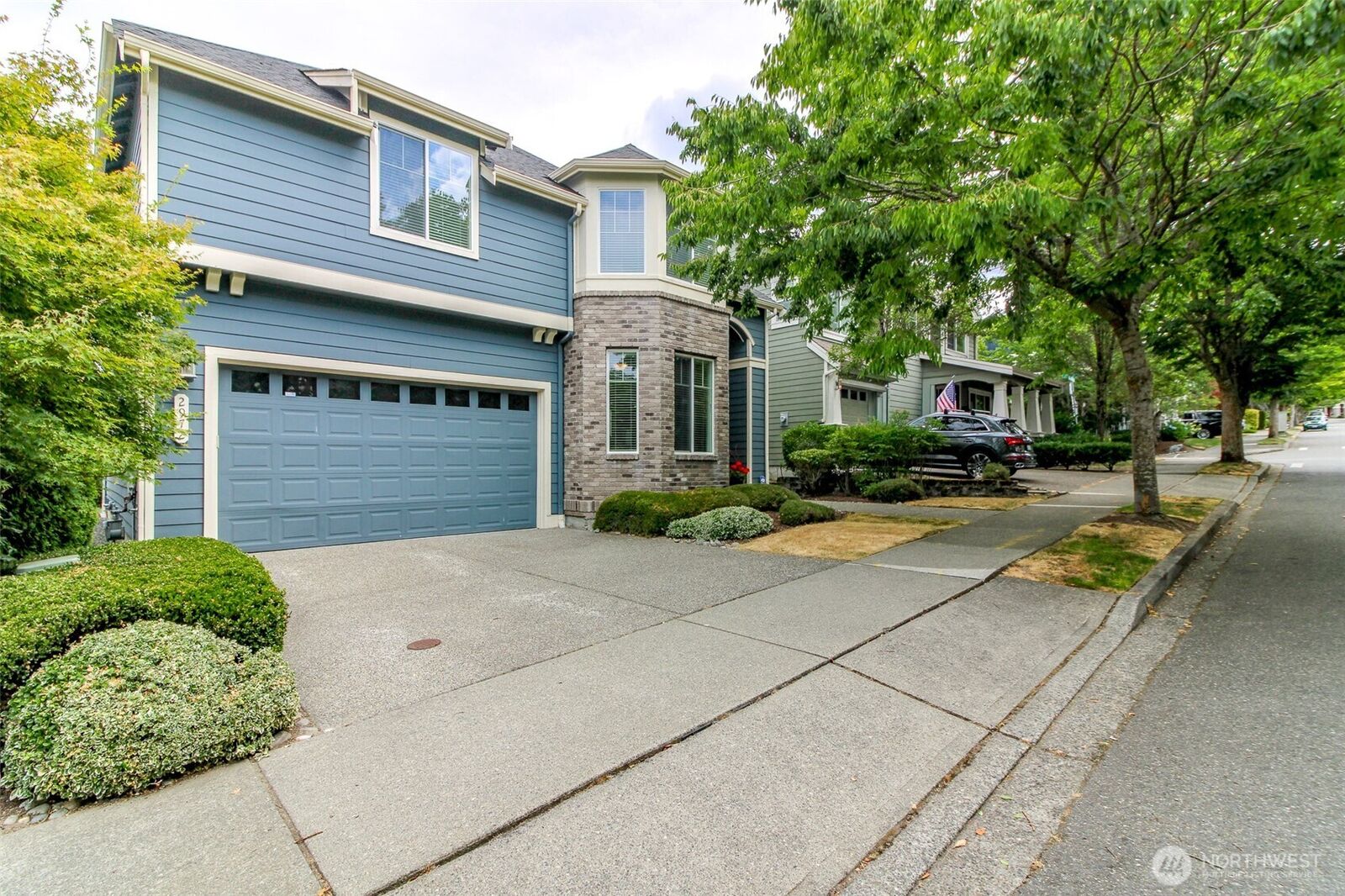 Property Photo: 2972 NE Marquette Way WA 98029