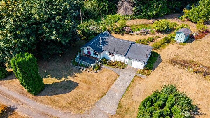 Property Photo: 47627 Van Horn Lane WA 98237