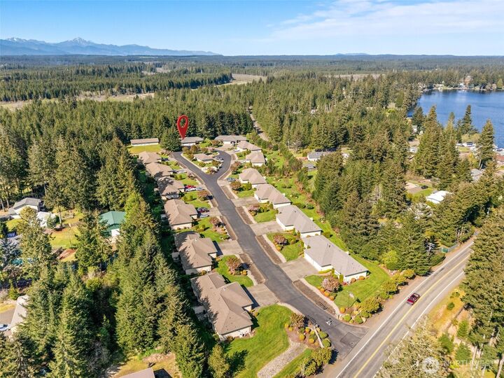 Property Photo: 170 E Beaumont Drive A WA 98584