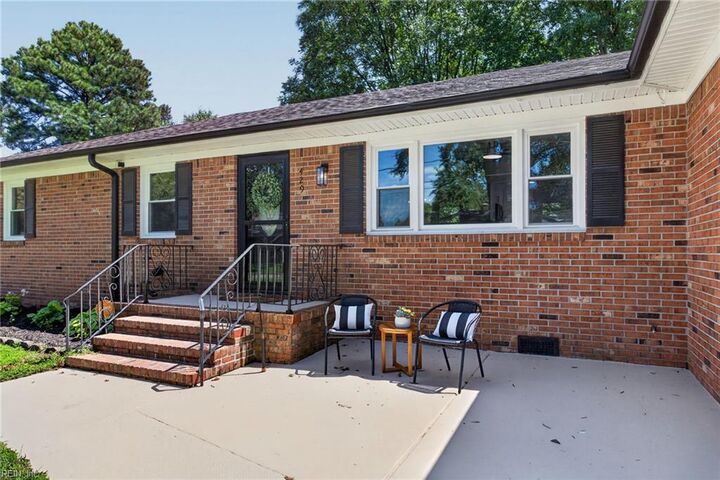 Property Photo: 429 Clemson Ave VA 23324