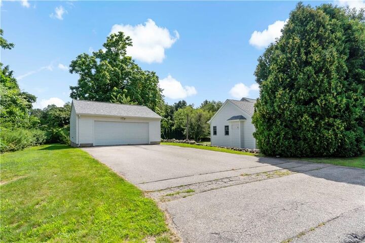 Property Photo:  813 South Road  RI 02879 