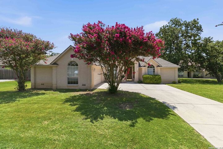 Property Photo: 8408 Traciney Blvd TX 78255