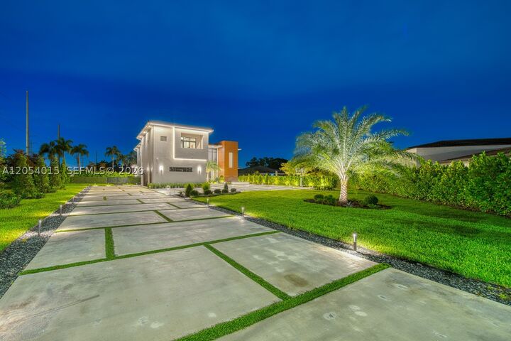 Property Photo: 1500 SW 149th Ter FL 33326