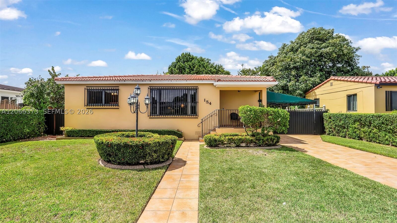Property Photo: 154 W 59th St FL 33012