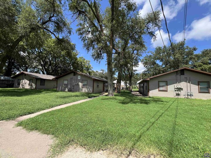 Property Photo:  1213-1215 Yuma St  KS 66502 