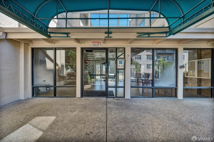 Property Photo:  1400 Carpentier Street 410  CA 94577 