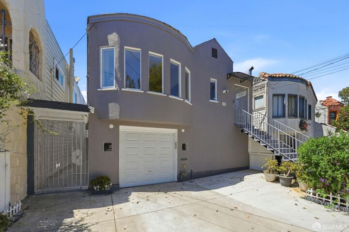 Property Photo: 416 Peninsula Avenue CA 94134