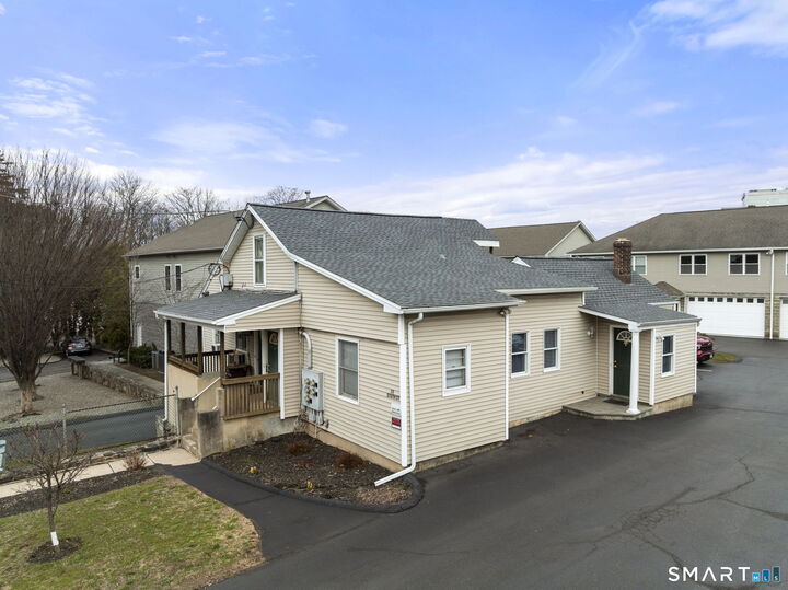 Property Photo:  13 South Street  CT 06854 