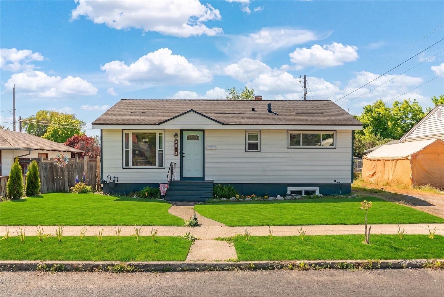 Property Photo:  2515 N Julia St  WA 99217 