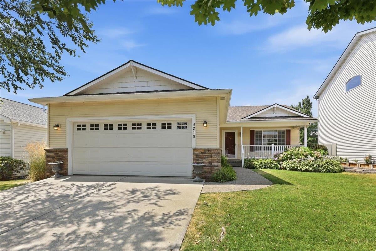Property Photo: 4218 S Stonington Ln WA 99223
