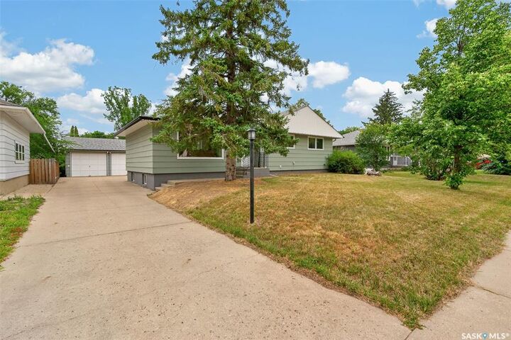 Property Photo:  1054 Grace Street  SK S6H 3C3 