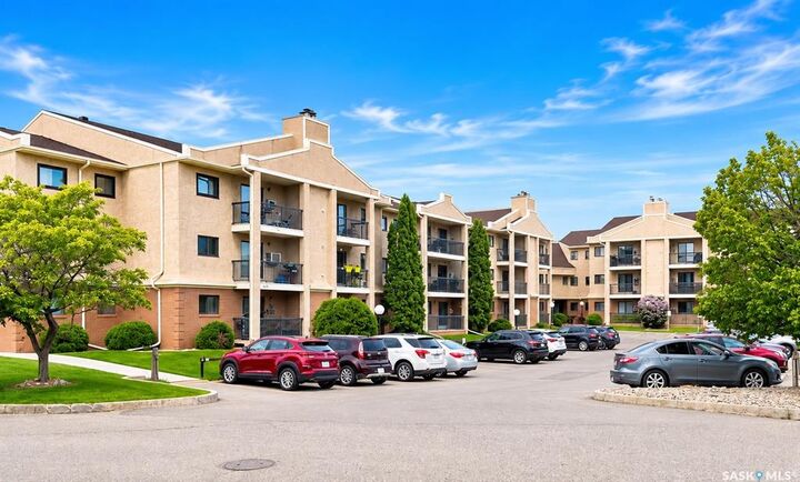 Property Photo: 3420 Park Street 216 SK S4V 2M9