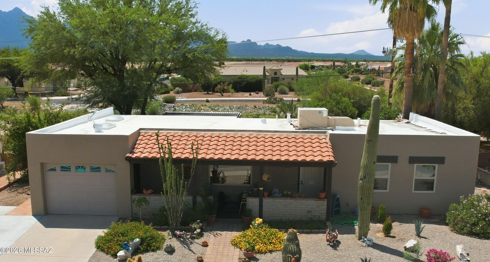 Property Photo: 132 E Santa Rebecca Drive AZ 85614