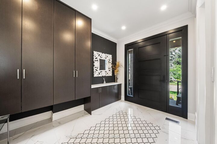 Property Photo: 438 Brownfield Gardens ON M1C 2Y7