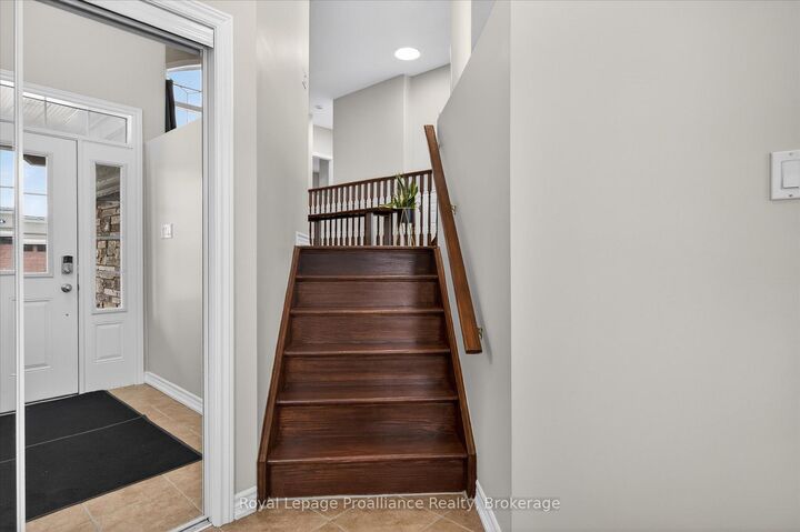 50 Lockside Drive 18 — photo 1