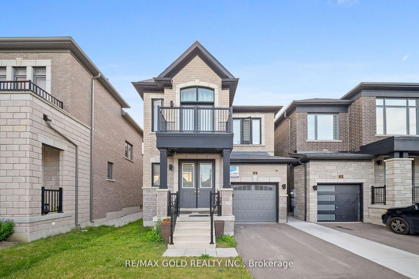Property Photo: 26 Del Grappa Street ON L7C 4L1
