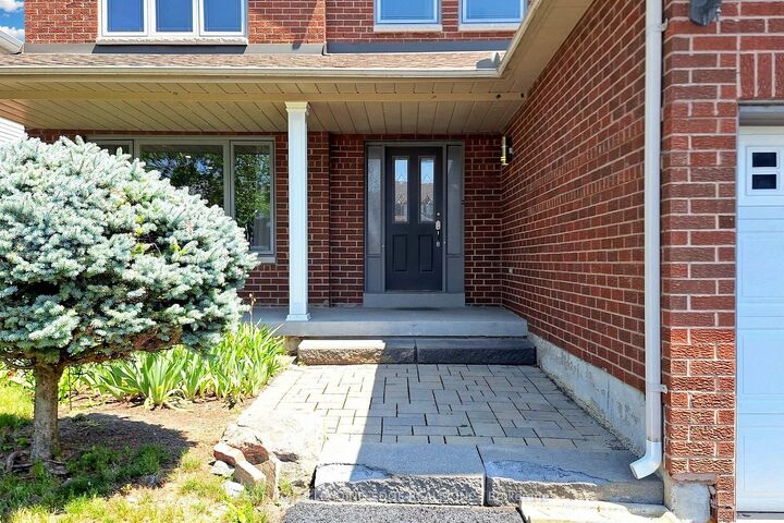 Property Photo:  153 Natanya Boulevard  ON L4P 3N2 