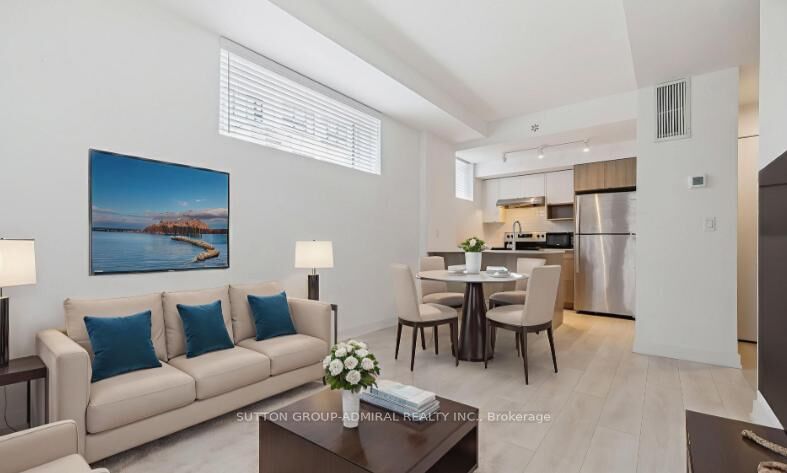 Property Photo:  1133 Cooke Boulevard N 817  ON L7T 4A8 