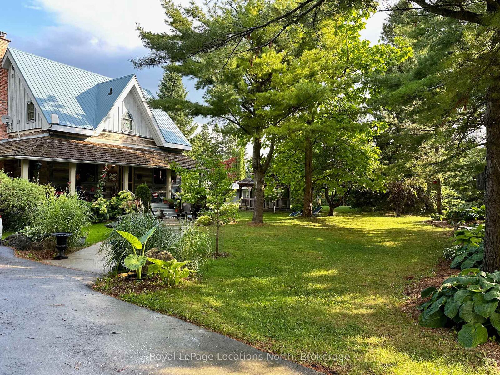 Property Photo:  115 Tyrol Avenue  ON N0H 2E0 