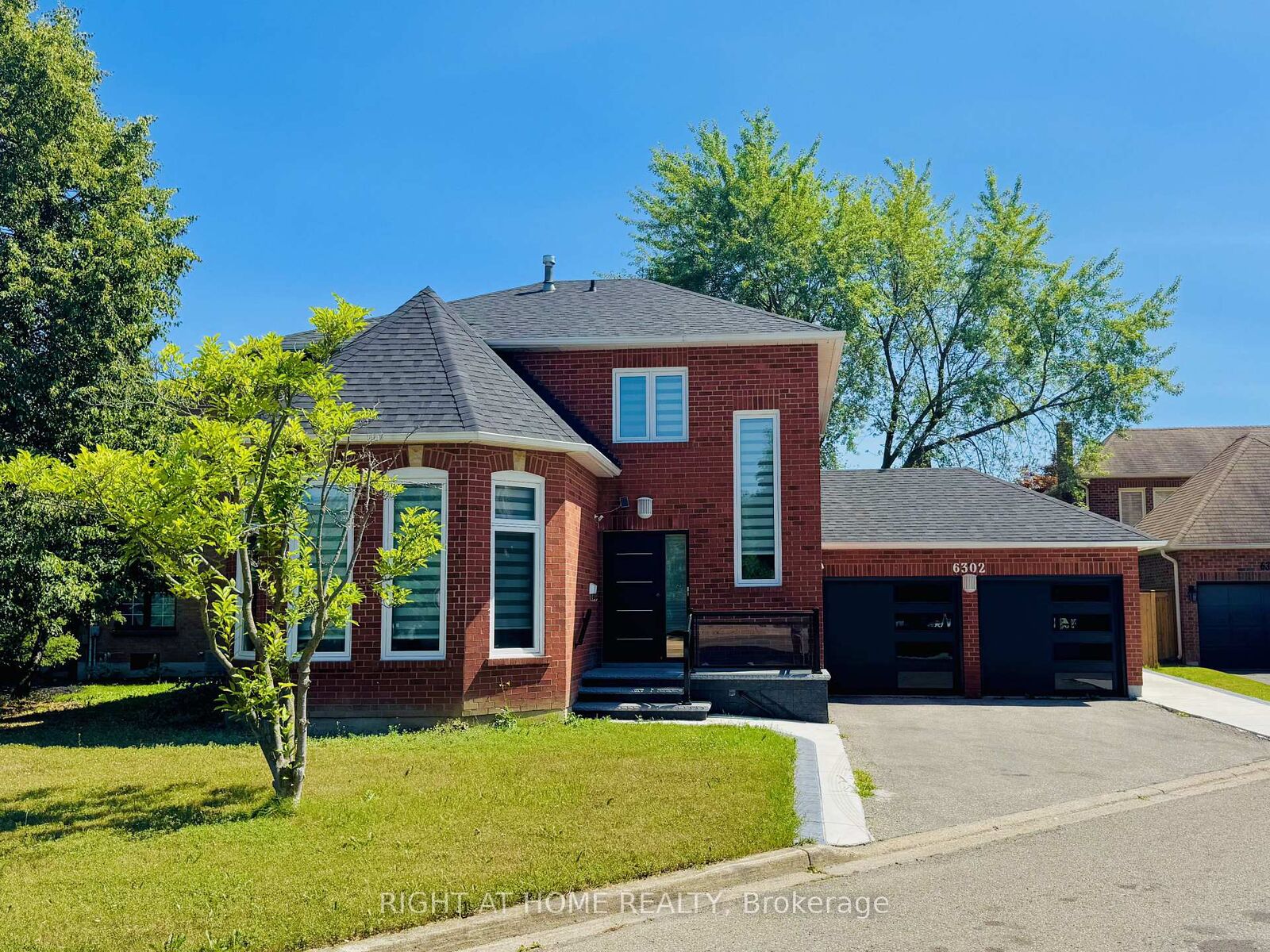 Property Photo:  6302 Tenth Line Main  ON L5N 5T1 