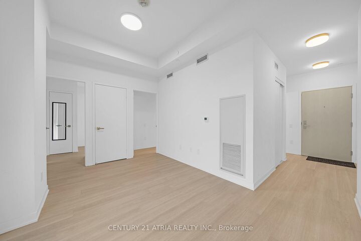 Property Photo:  500 Wilson Avenue 1124  ON M3H 0E5 