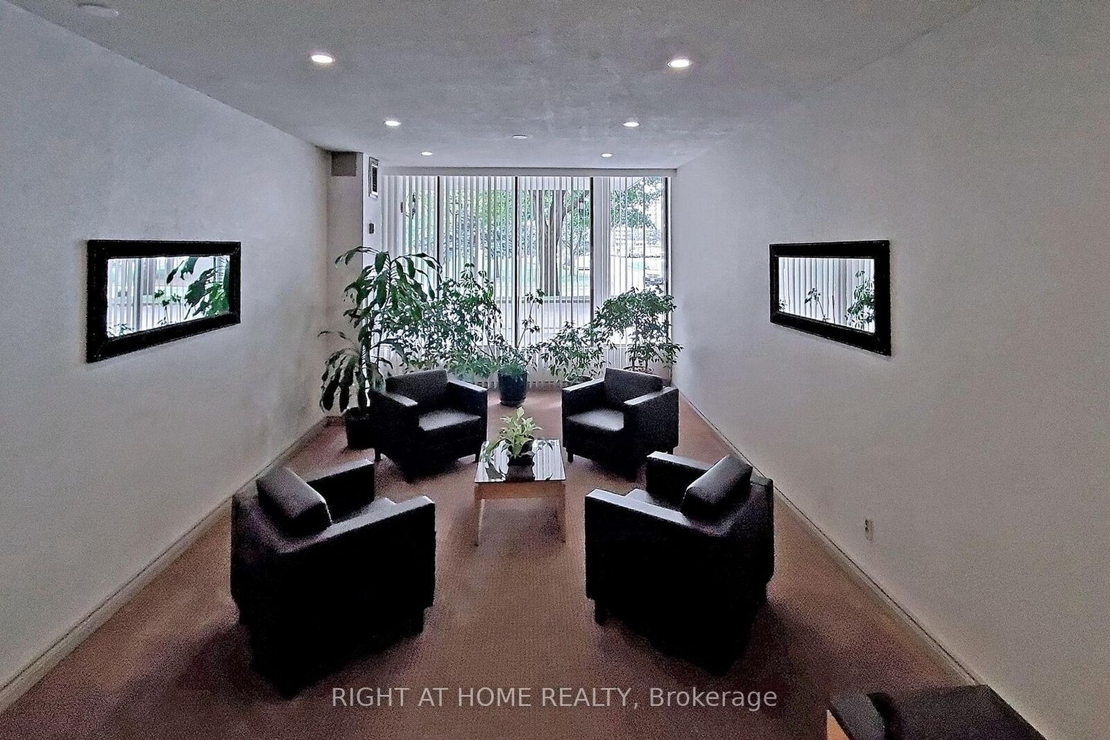 Property Photo: 40 Bay Mills Boulevard 1002 ON M1T 3P5