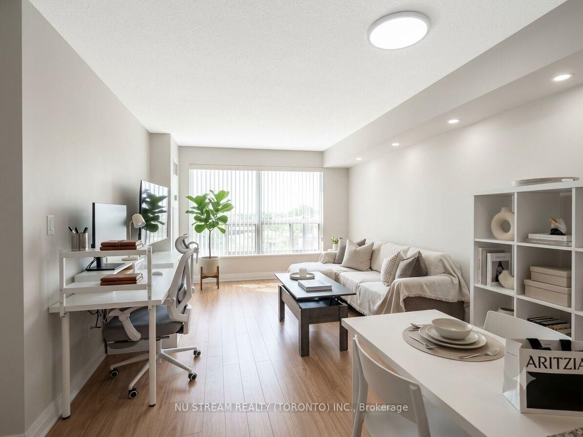 Property Photo:  188 Doris Avenue 1719  ON M2N 6Z5 