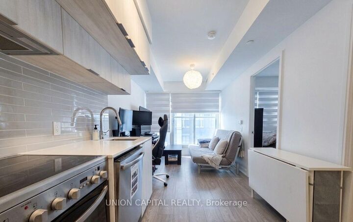 Property Photo: 181 Dundas Street E 2115 ON M5A 0N5