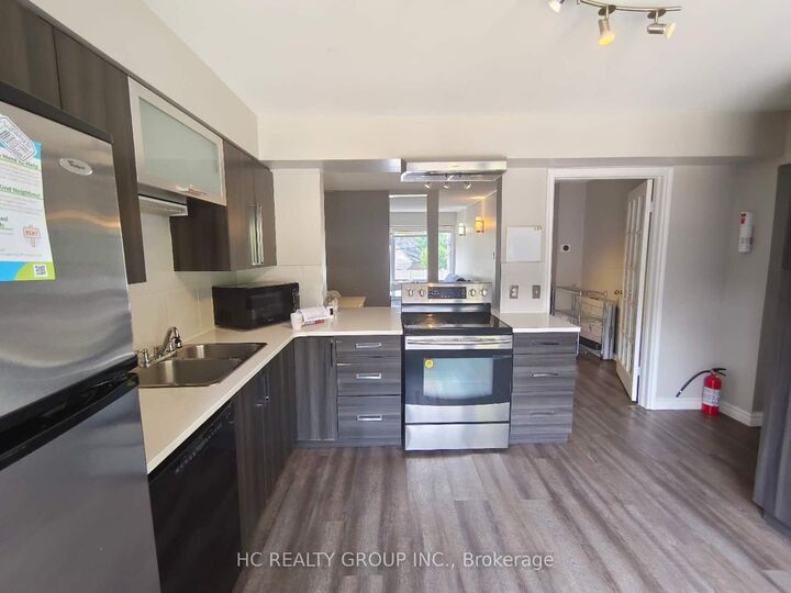 Property Photo: 1548 Richmond Street 1 ON N6G 4W7