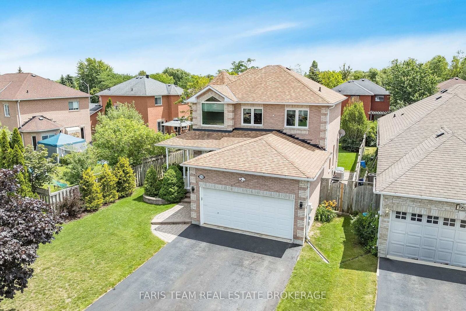 Property Photo: 1948 Emerald Court ON L9S 2A2