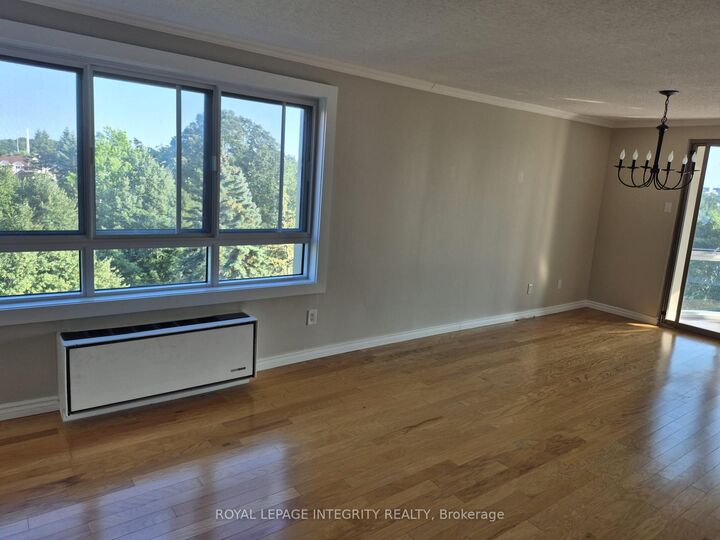 Property Photo: 960 Teron Road 604 ON K2K 2B6